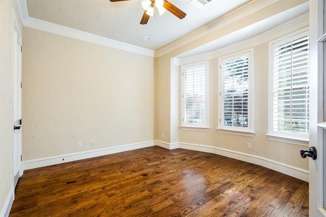 554 Rockingham Drive - Photo 12