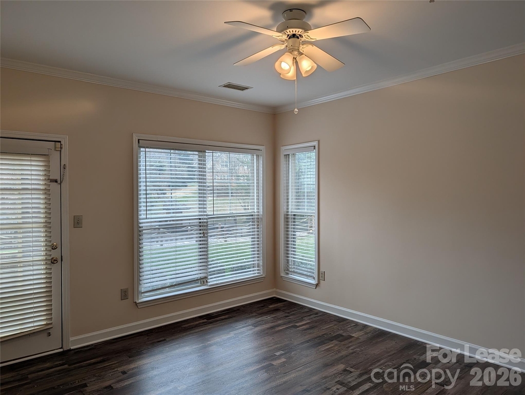 108 Pier 33 Drive - Photo 14