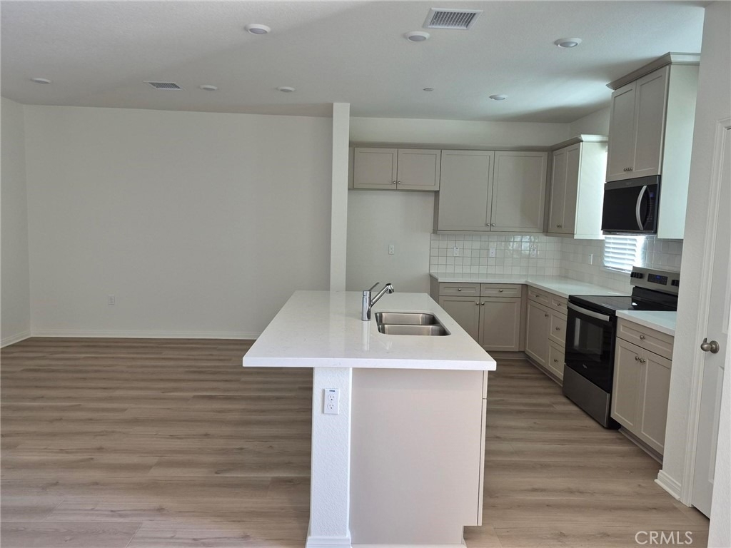 4243 Rincon - Photo 2