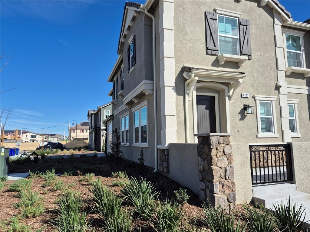 4243 Rincon - Photo 1