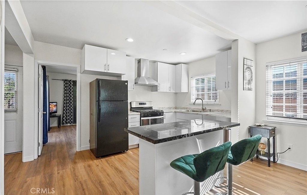 16757 Ludlow - Photo 2