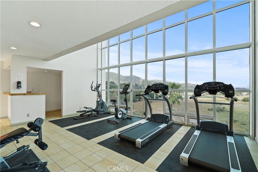 23901 Civic Center - Photo 33