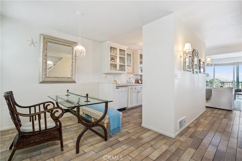 23901 Civic Center - Photo 3