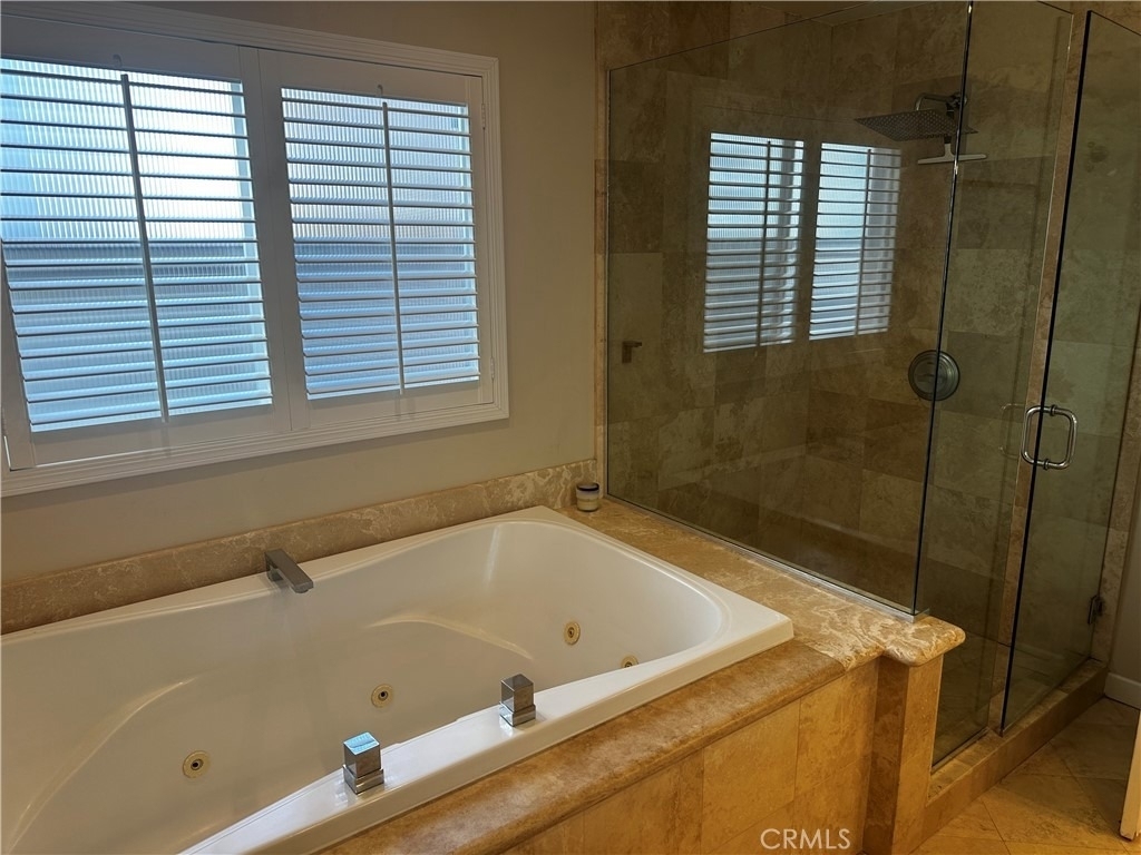 425 11th - Photo 12
