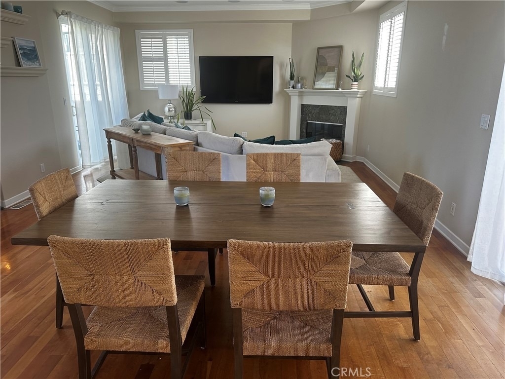 425 11th - Photo 3