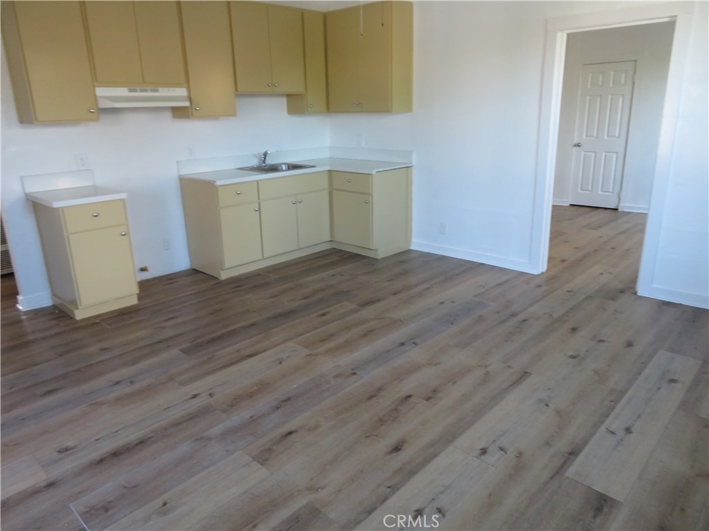 156 E Colden - Photo 1