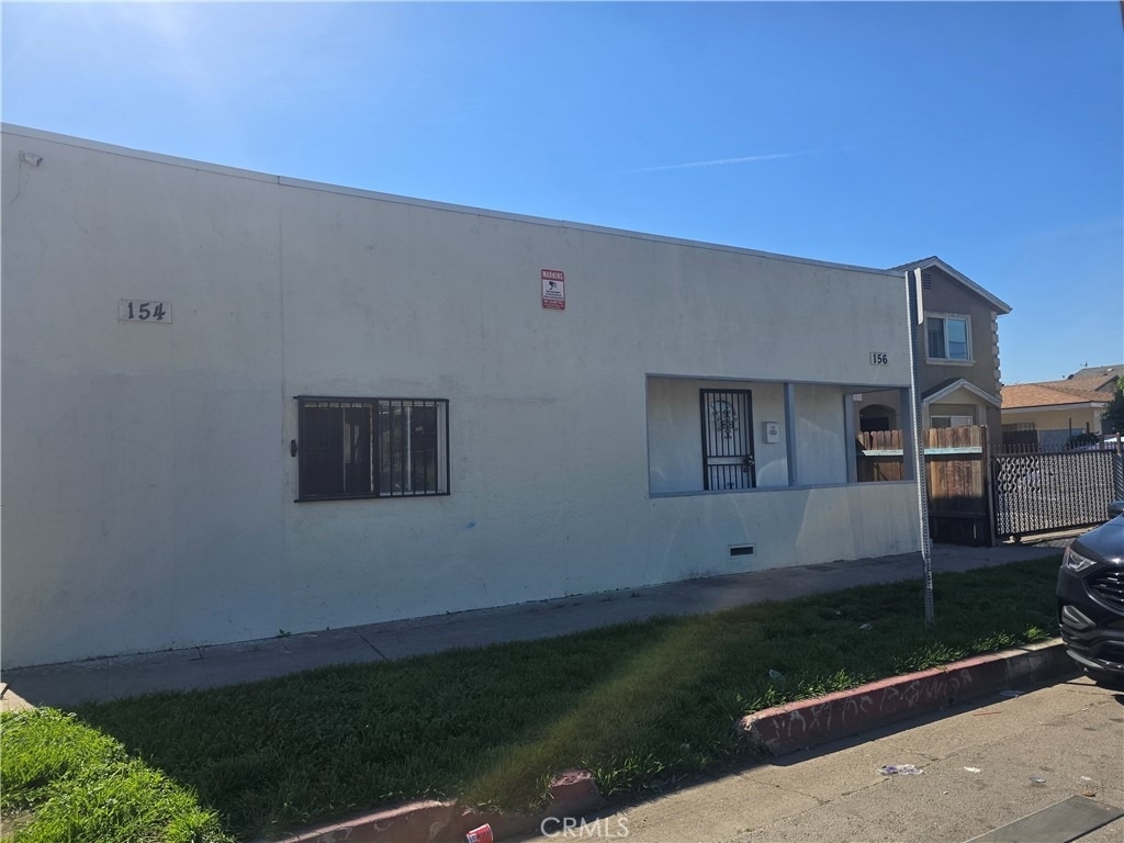 156 E Colden - Photo 0