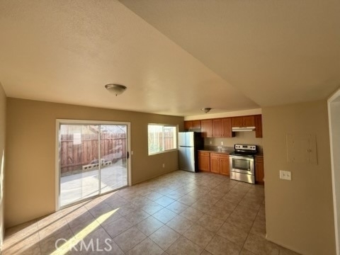 249 E Jackson Street - Photo 4