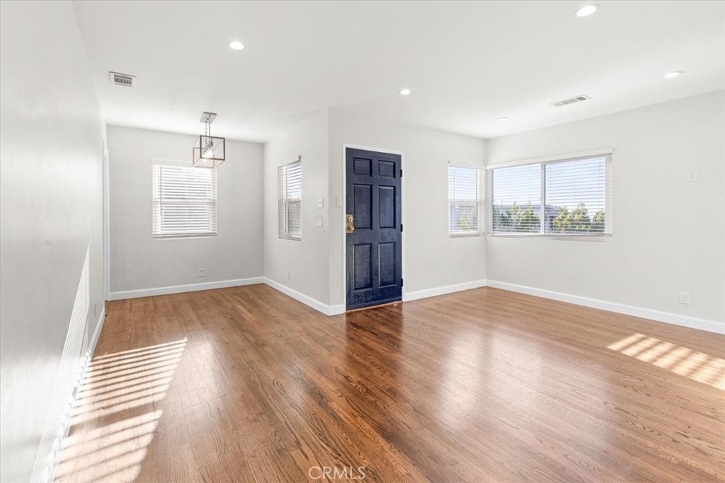 1192 Stringer - Photo 3