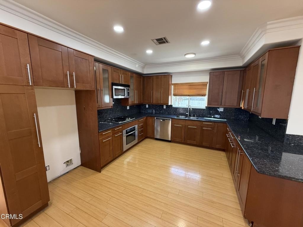 7011 N Liberty Drive - Photo 9