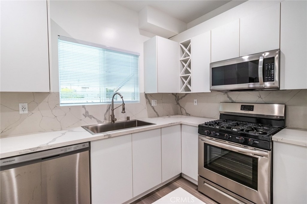 2152 S West View - Photo 6