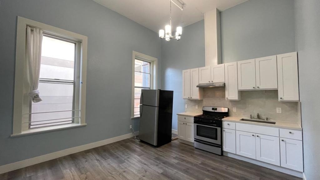 375 12th Street - Photo 0