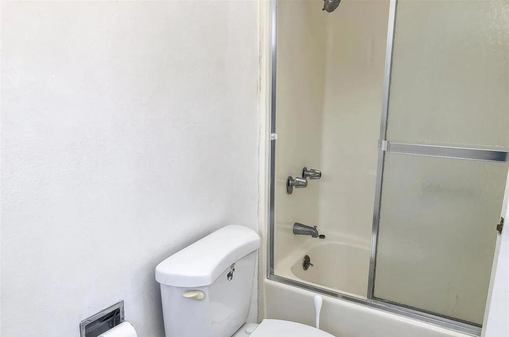 2240 India Street - Photo 2