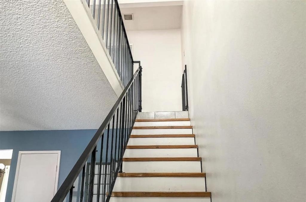 2240 India Street - Photo 10