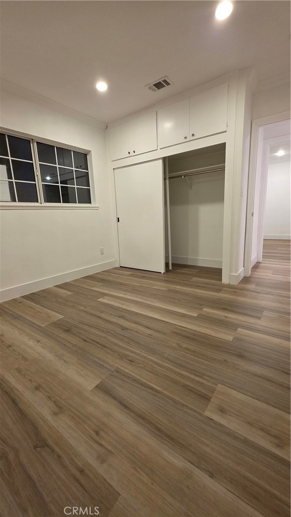 18224 Chatsworth - Photo 36