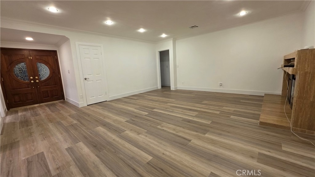 18224 Chatsworth - Photo 10