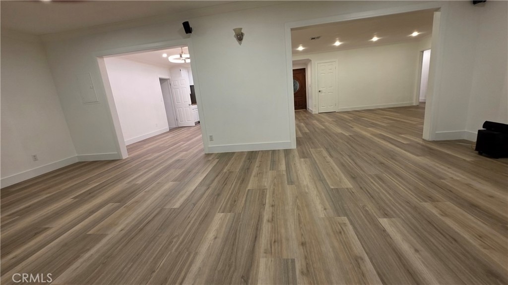 18224 Chatsworth - Photo 19