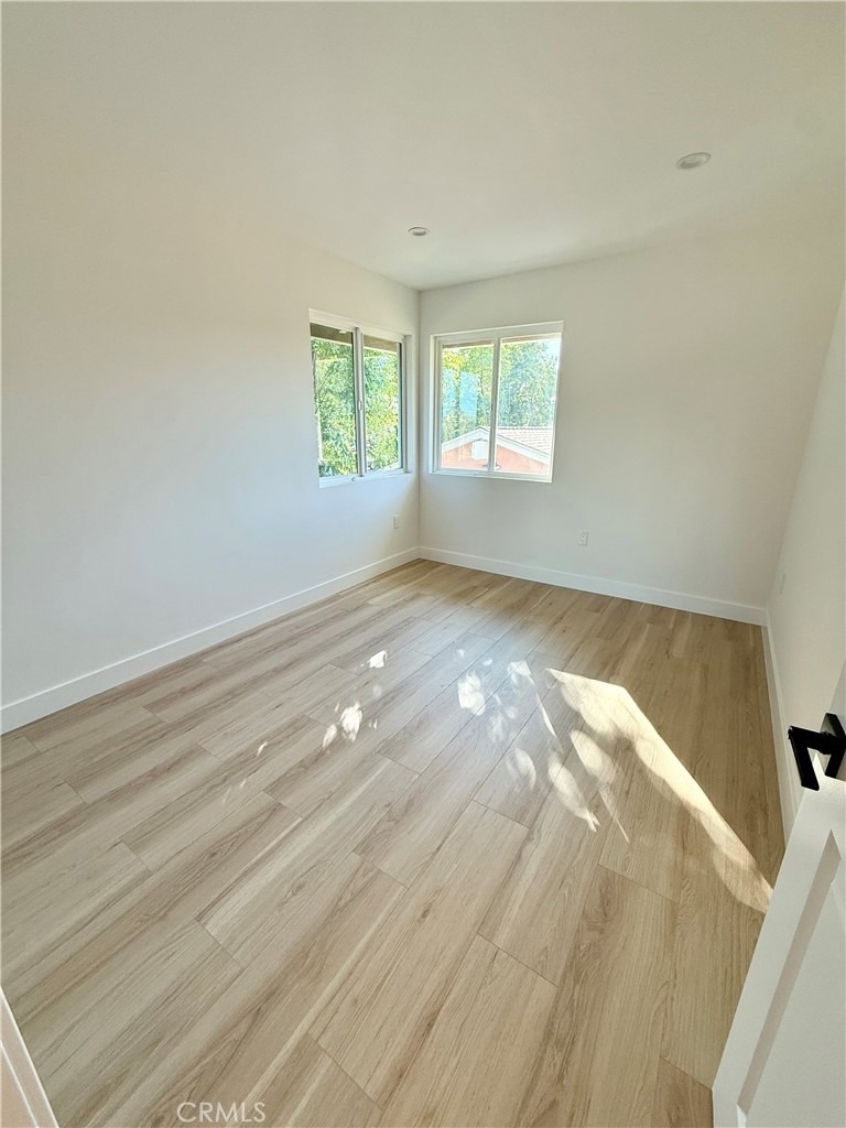 20407 Strathern - Photo 6