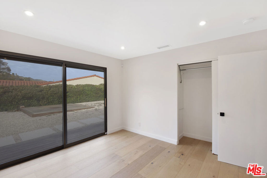 24728 Vantage Point Terrace - Photo 23
