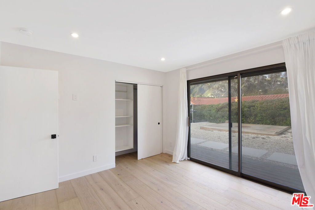 24728 Vantage Point Terrace - Photo 24