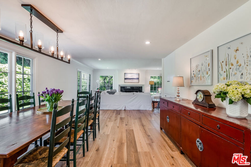 28925 Cliffside Drive - Photo 22