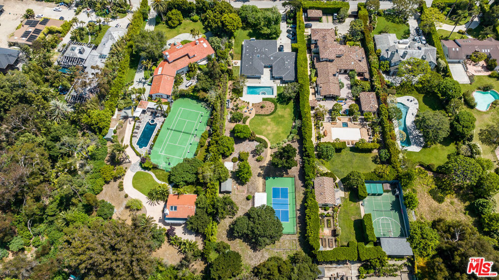 28925 Cliffside Drive - Photo 59