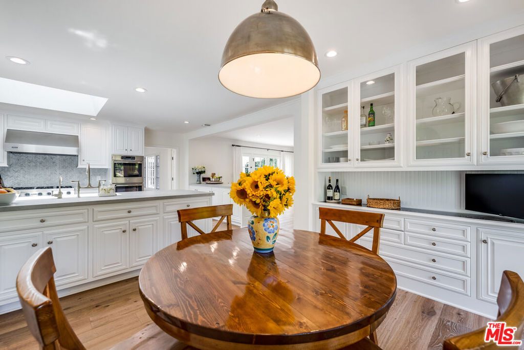 28925 Cliffside Drive - Photo 16