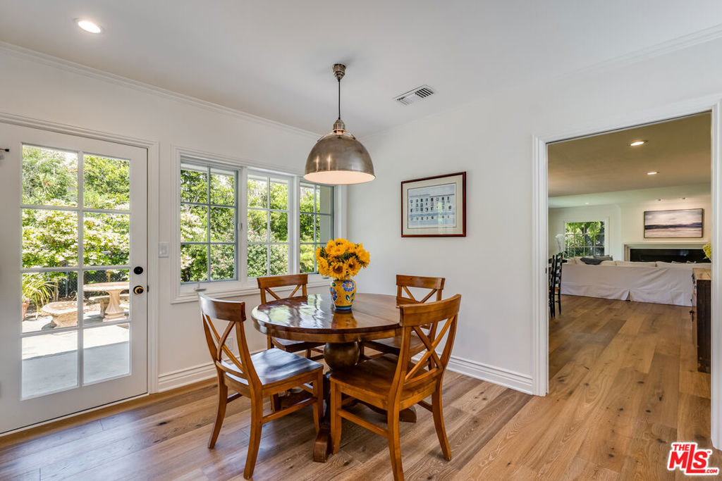 28925 Cliffside Drive - Photo 23
