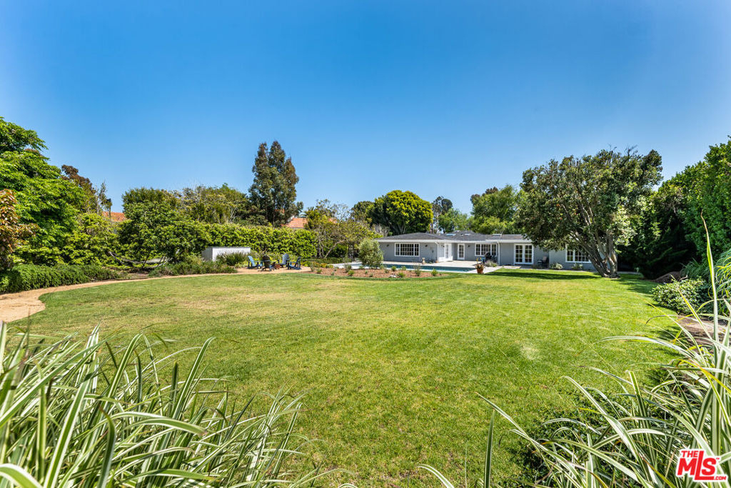 28925 Cliffside Drive - Photo 51