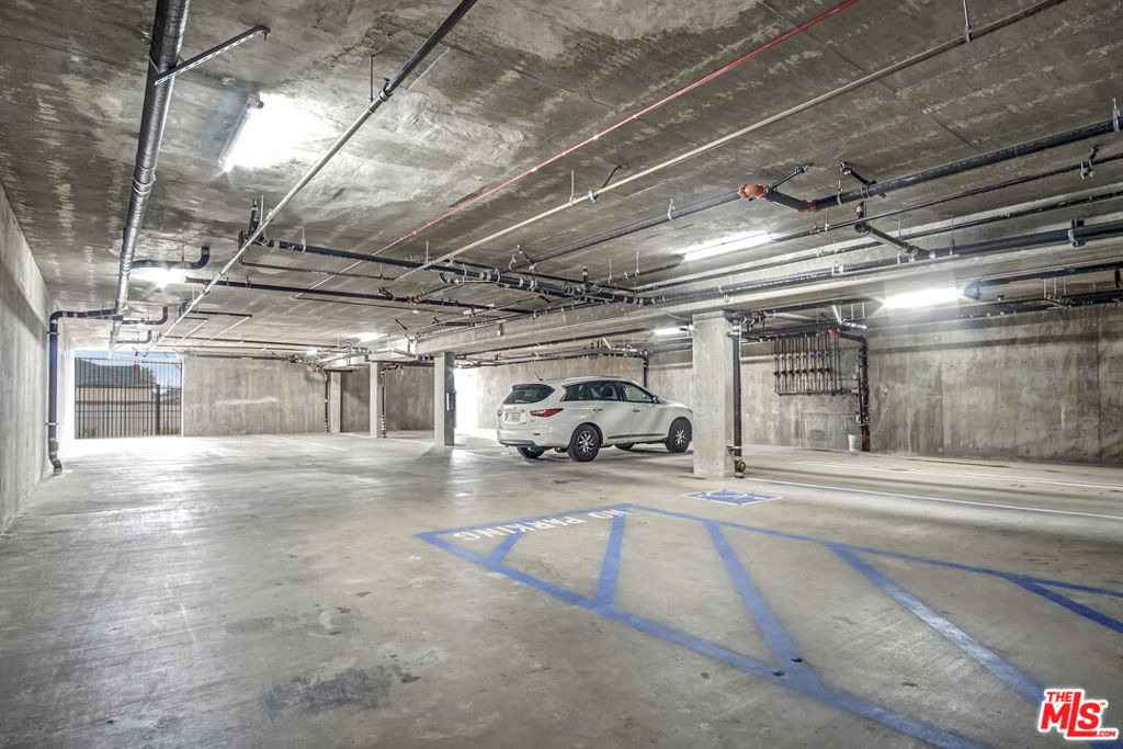 10035 S Western Avenue - Photo 13