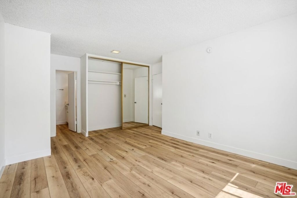 9000 Clifton Way - Photo 12