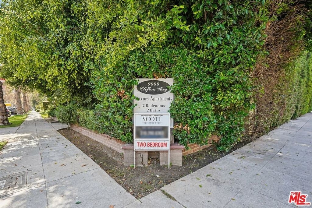9000 Clifton Way - Photo 1