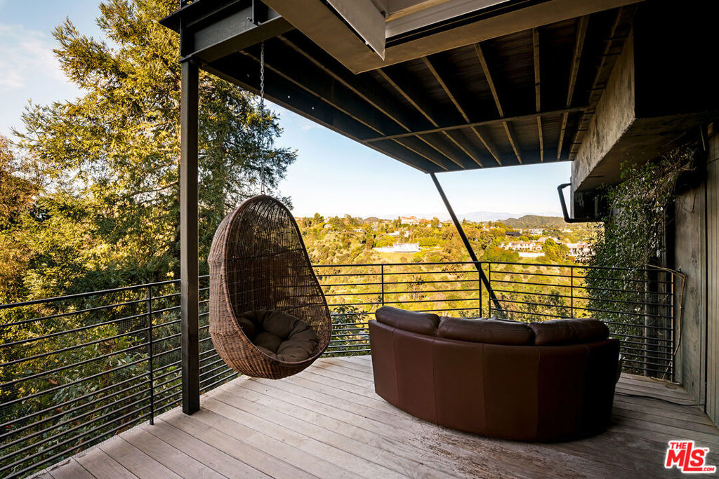 1030 Somera Road - Photo 40