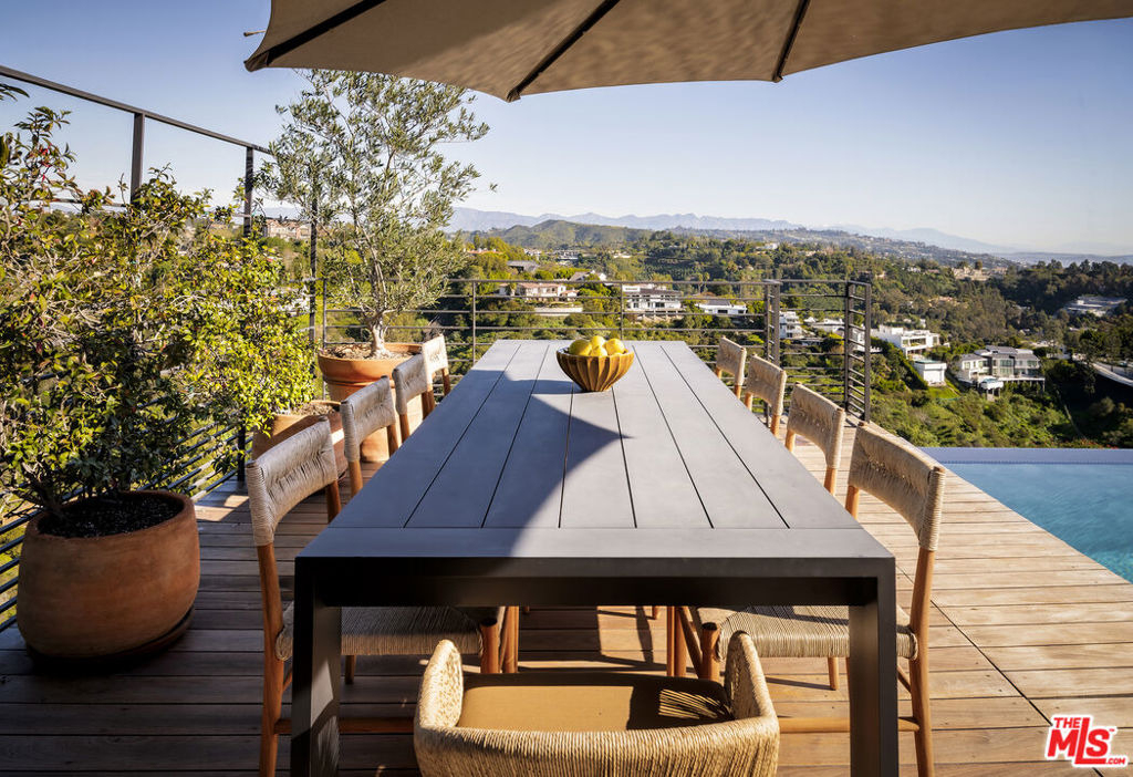 1030 Somera Road - Photo 47