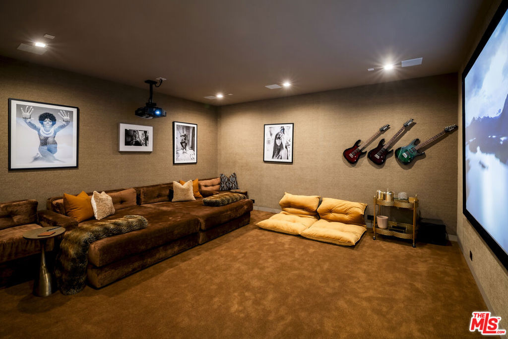 1030 Somera Road - Photo 43