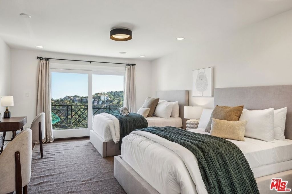 2411 Mount Olympus Drive - Photo 43