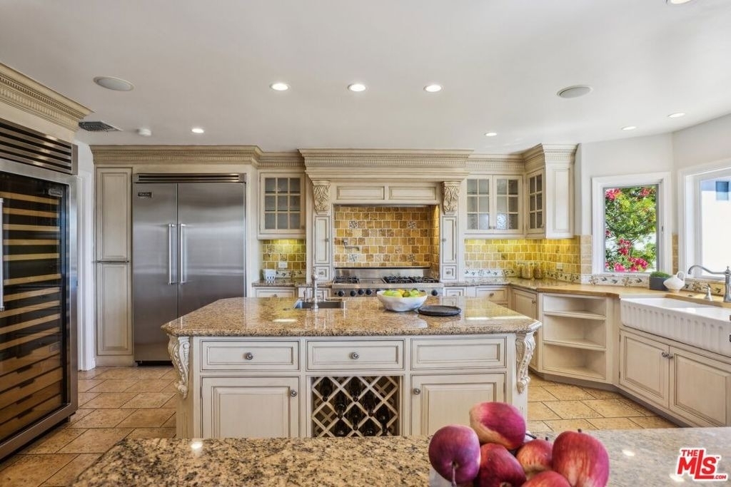 2411 Mount Olympus Drive - Photo 22