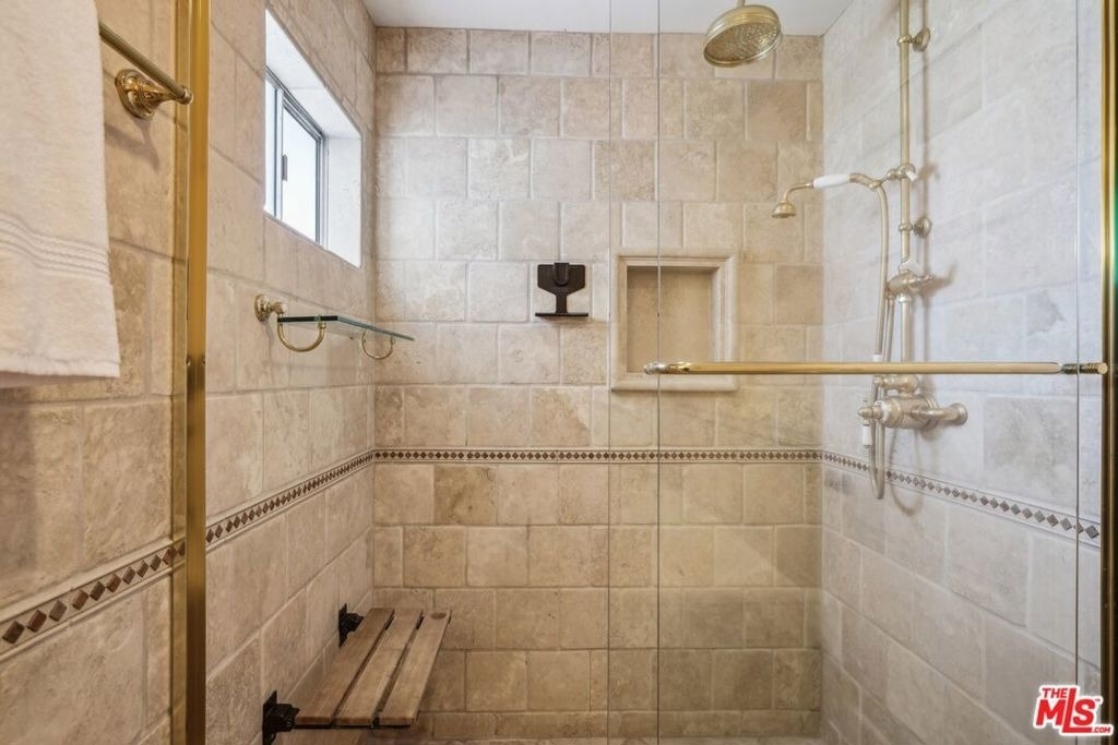 2411 Mount Olympus Drive - Photo 53