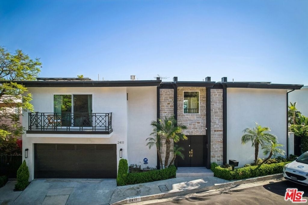 2411 Mount Olympus Drive - Photo 1