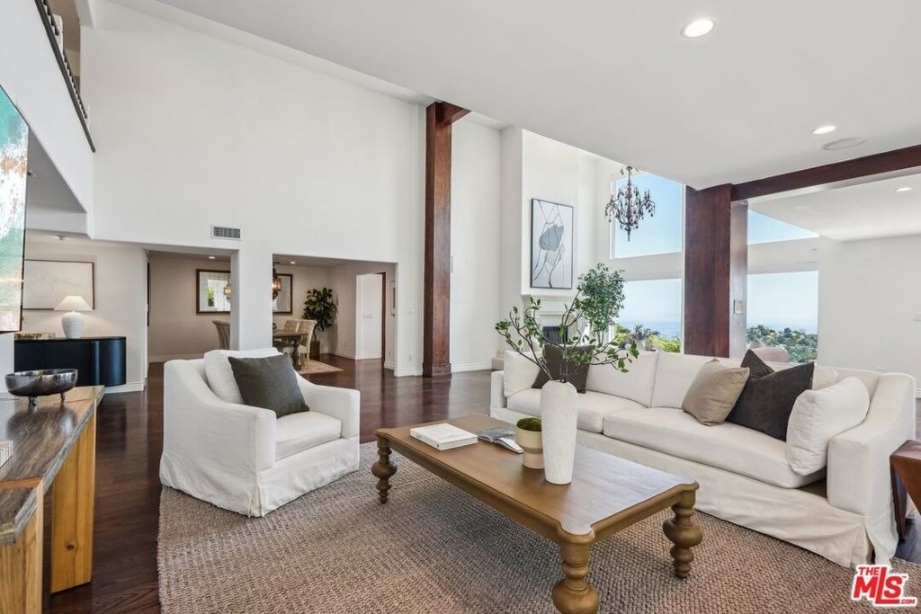 2411 Mount Olympus Drive - Photo 14