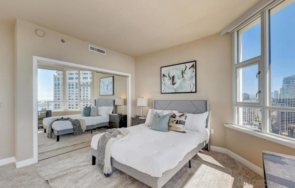 700 W Harbor Dr - Photo 41
