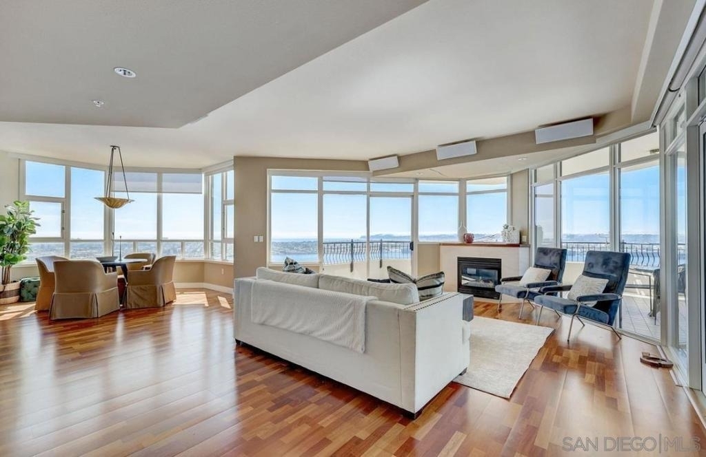 700 W Harbor Dr - Photo 5