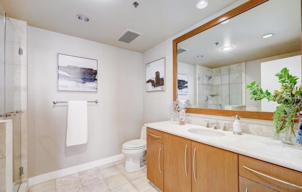 700 W Harbor Dr - Photo 47