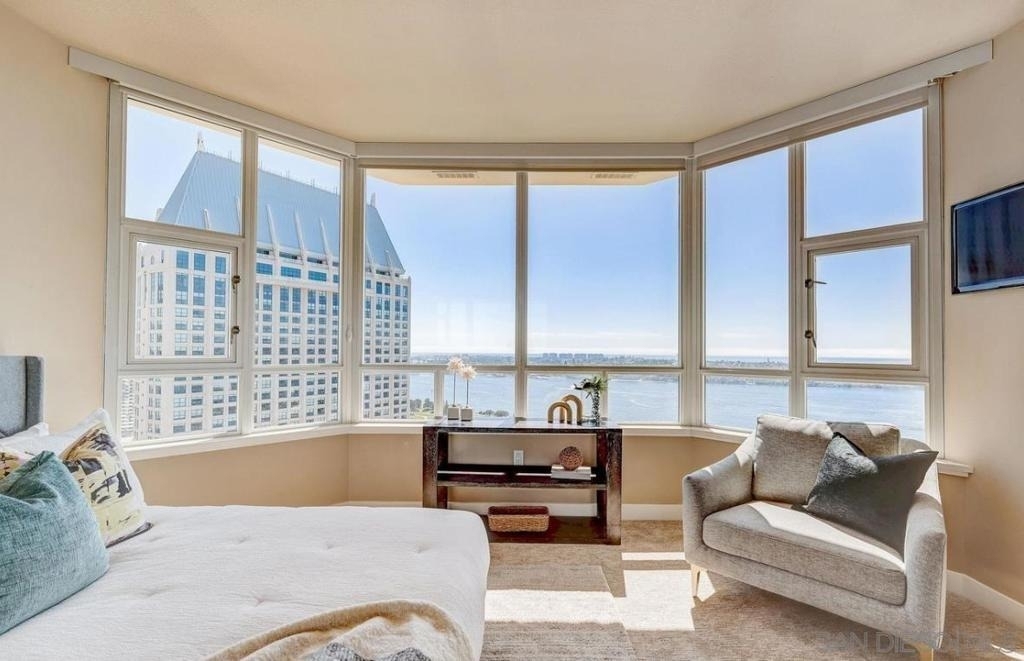 700 W Harbor Dr - Photo 39