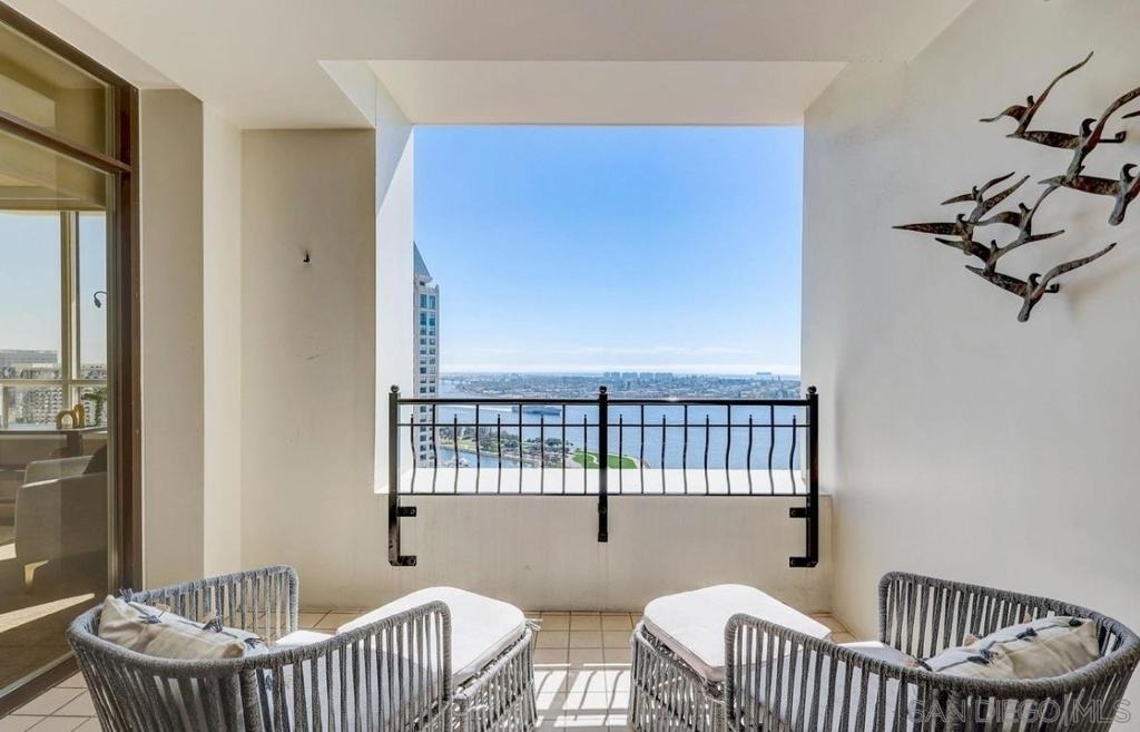 700 W Harbor Dr - Photo 23