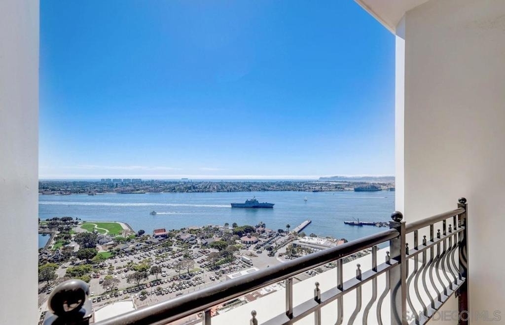 700 W Harbor Dr - Photo 25