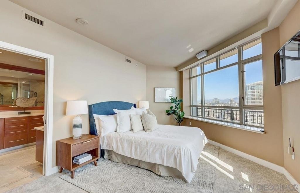 700 W Harbor Dr - Photo 45