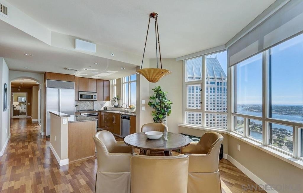 700 W Harbor Dr - Photo 18