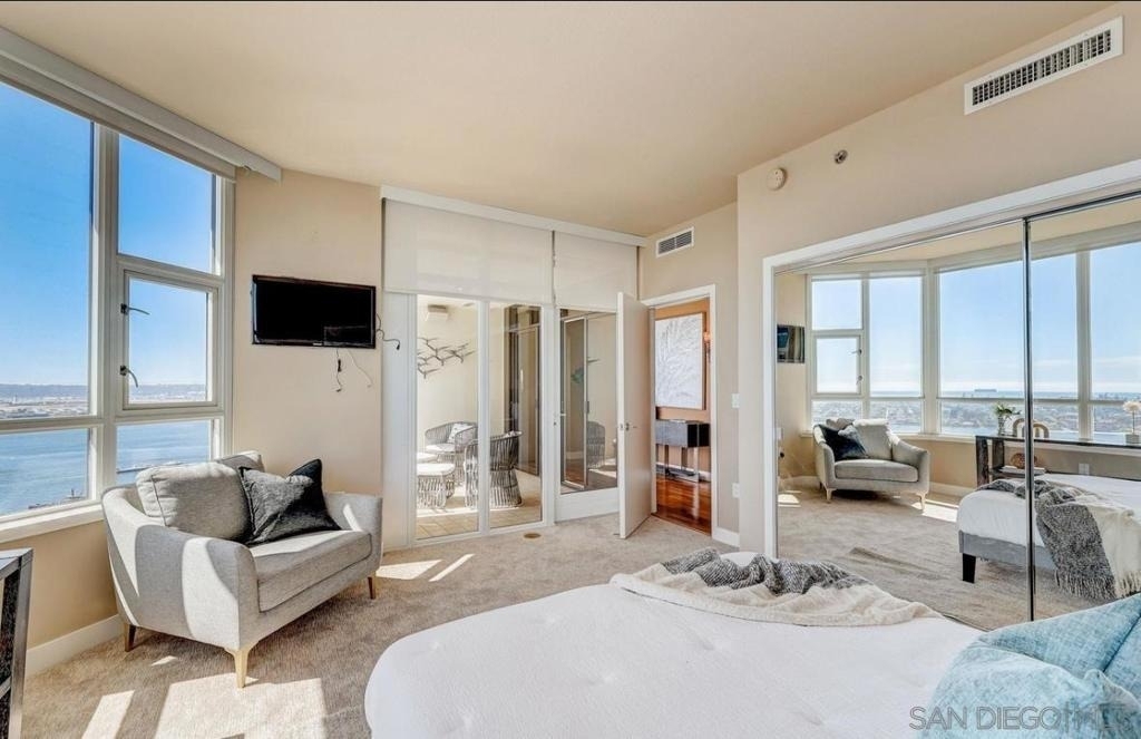 700 W Harbor Dr - Photo 6