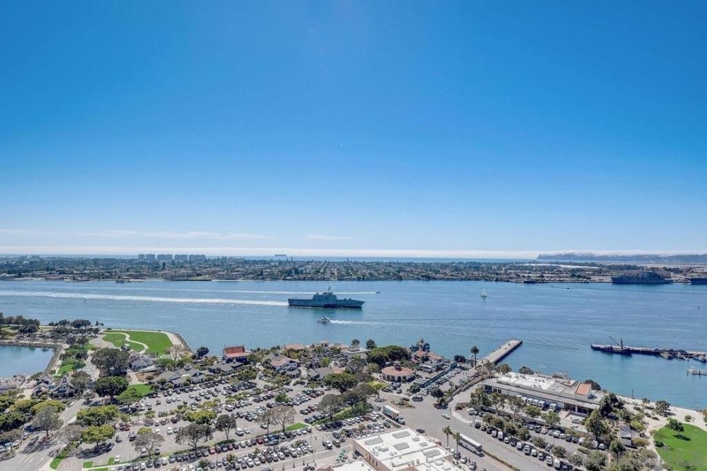 700 W Harbor Dr - Photo 0